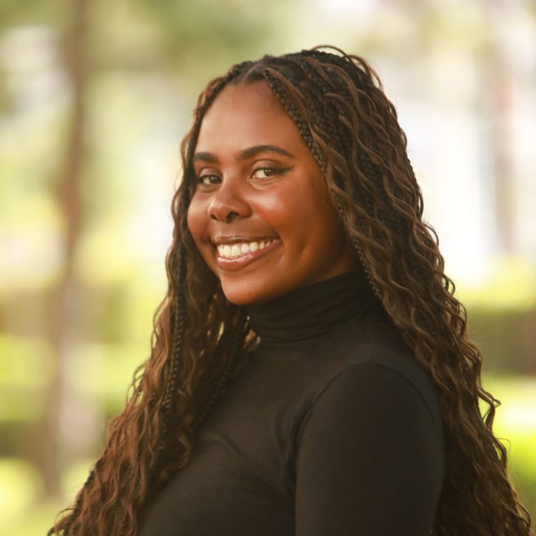Harris, Jnaomi - Headshot