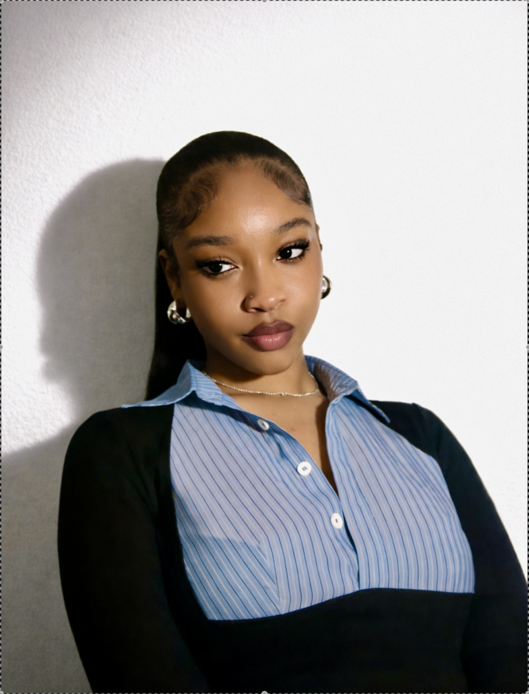 Tateyanna Nunes - Headshot